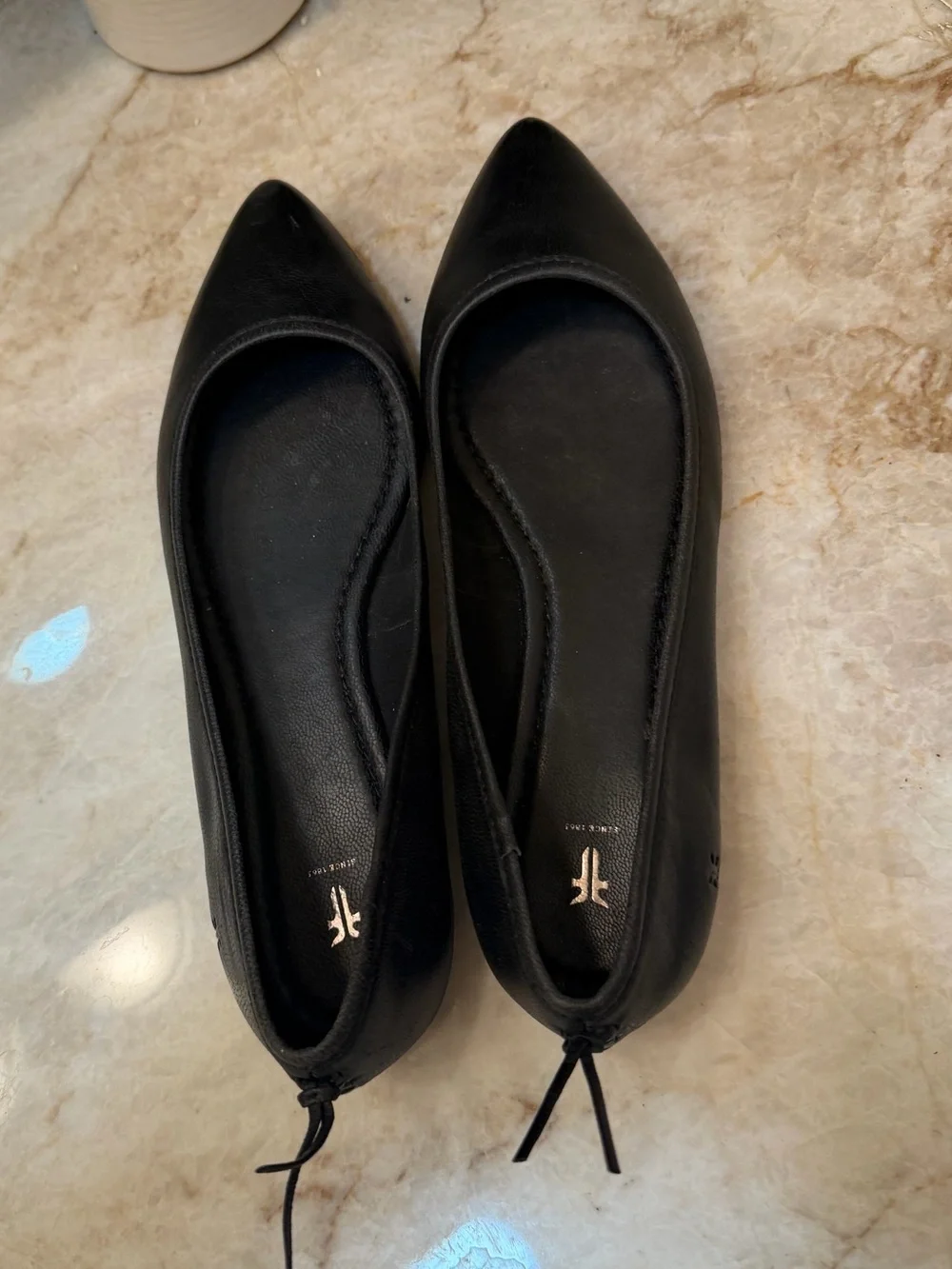 Frye “Regina” pointed flats black leather Sz 8-1/2